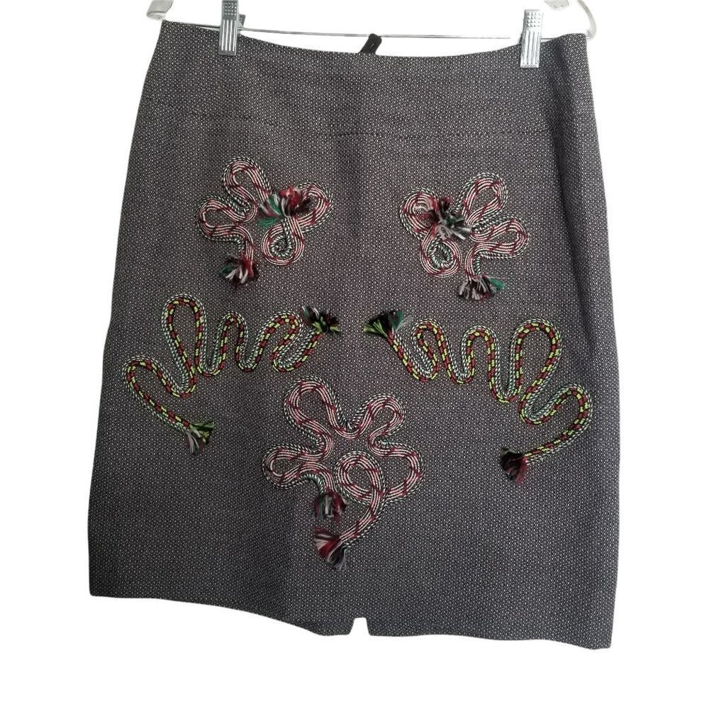 Carlisle Women's Gray Floral Embroidered Pencil Skirt size 8